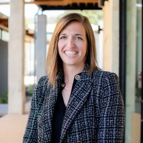 Dr. Lindsay Whorton