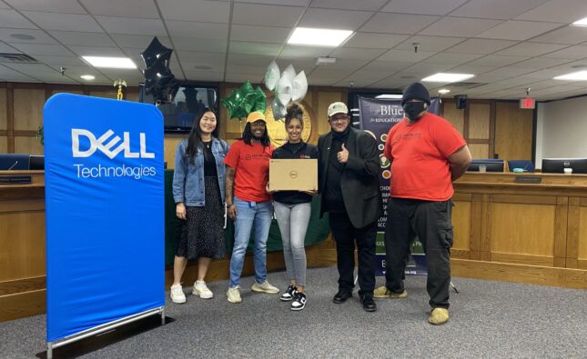Dell Awards Chromebooks to Central Texas Students in Need